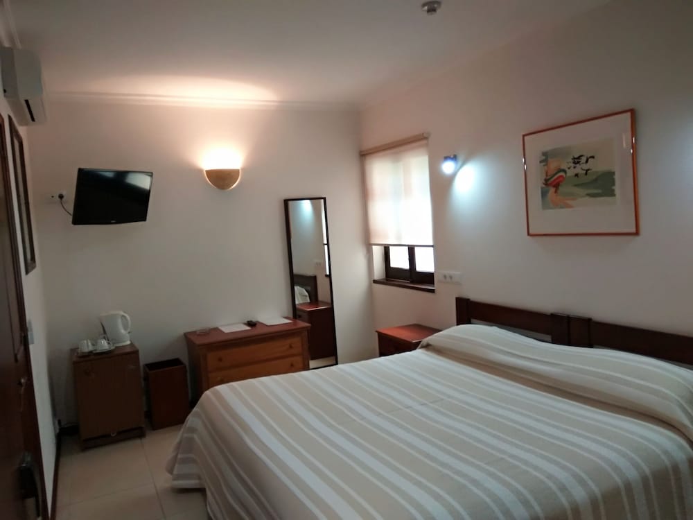 Hotel Balaia Mar — Hotel rooms in Albufeira, Faro