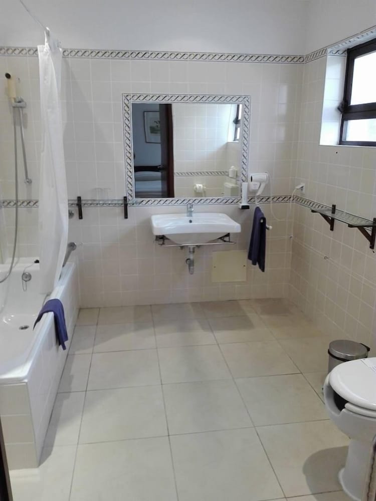 Hotel Balaia Mar — Hotel rooms in Albufeira, Faro