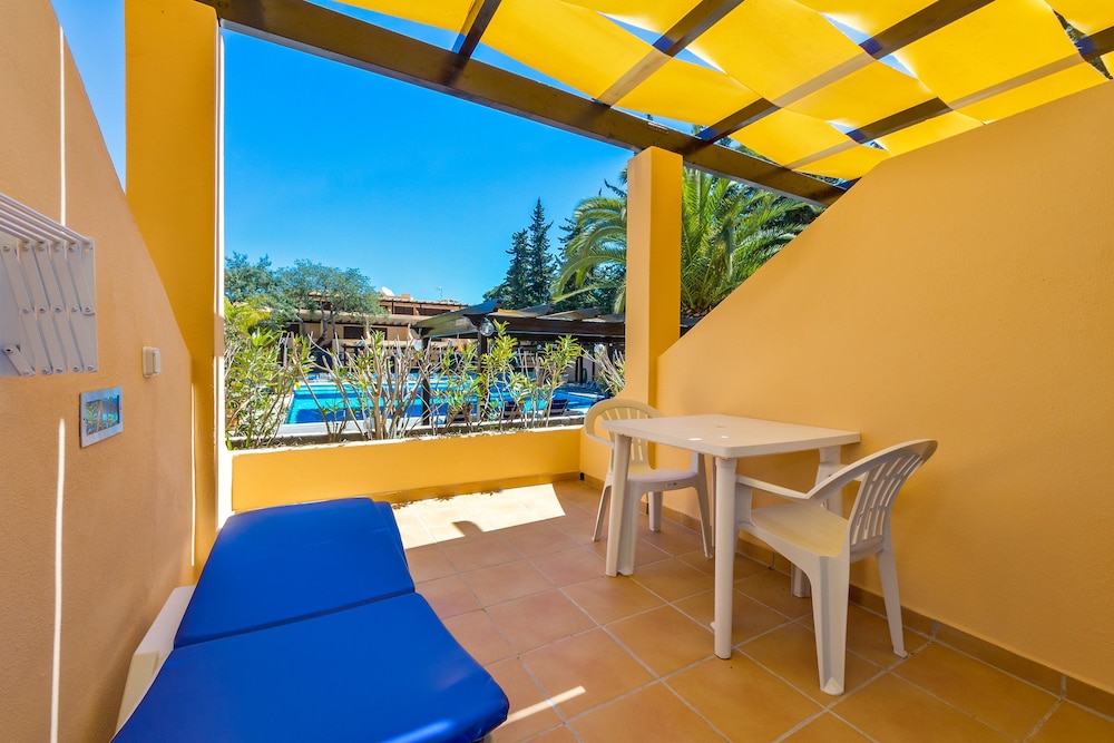 Hotel Balaia Mar — Hotel rooms in Albufeira, Faro