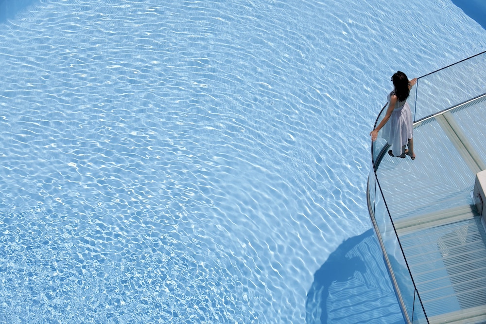 Galaxy Hotel Iraklio — Swimming pool in Heraklion