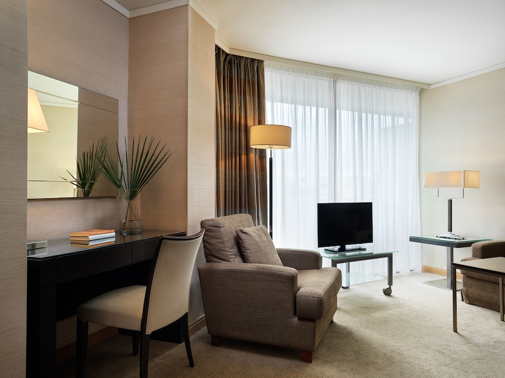 Galaxy Hotel Iraklio — Hotel rooms in Heraklion