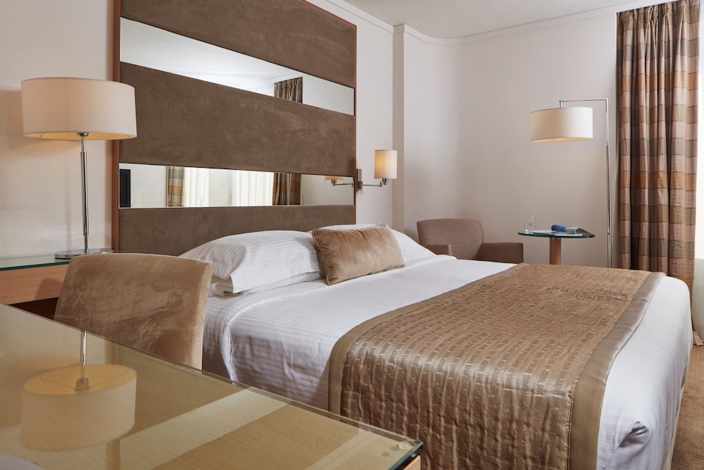 Galaxy Hotel Iraklio — Hotel rooms in Heraklion