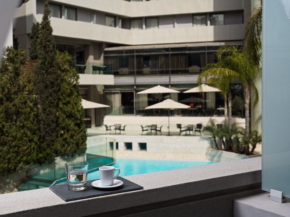 Galaxy Hotel Iraklio — Swimming pool in Heraklion