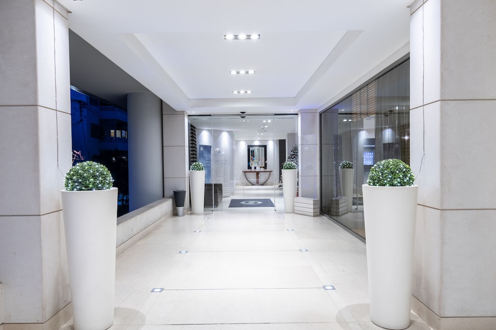 Galaxy Hotel Iraklio — Hotel building in Heraklion