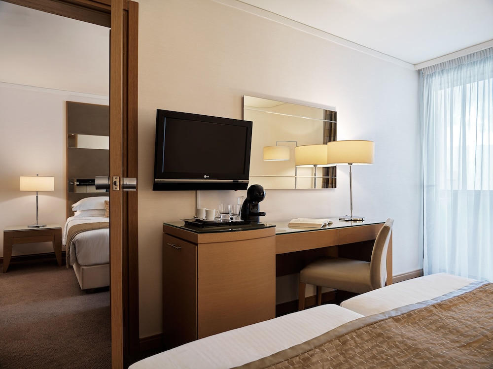 Galaxy Hotel Iraklio — Hotel rooms in Heraklion