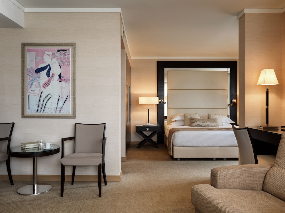 Galaxy Hotel Iraklio — Hotel rooms in Heraklion