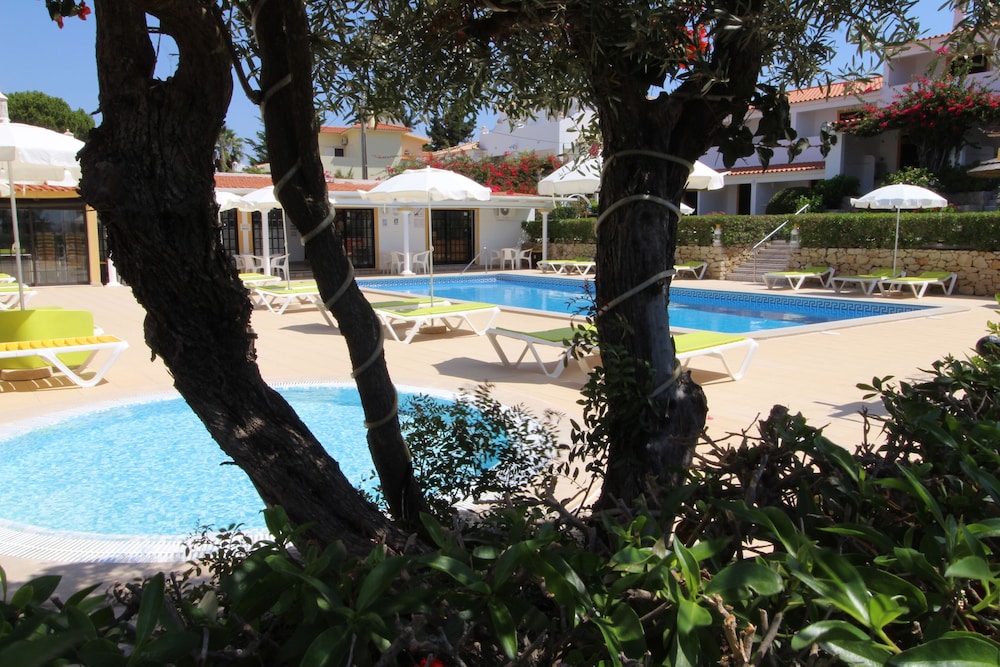 Muthu Balaia Sol — Swimming pool in Albufeira, Faro