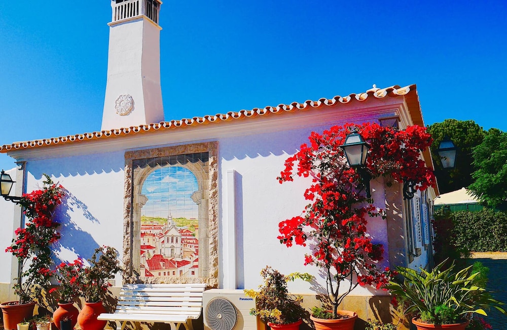 Muthu Balaia Sol — Attractions in the area in Albufeira, Faro