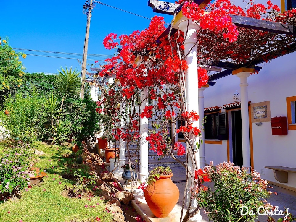 Muthu Balaia Sol — Hotel building in Albufeira, Faro