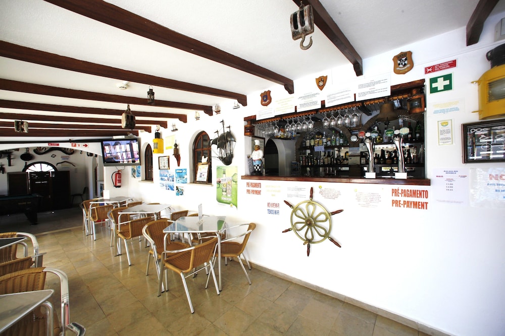 Muthu Balaia Sol — Restaurant & bars in Albufeira, Faro