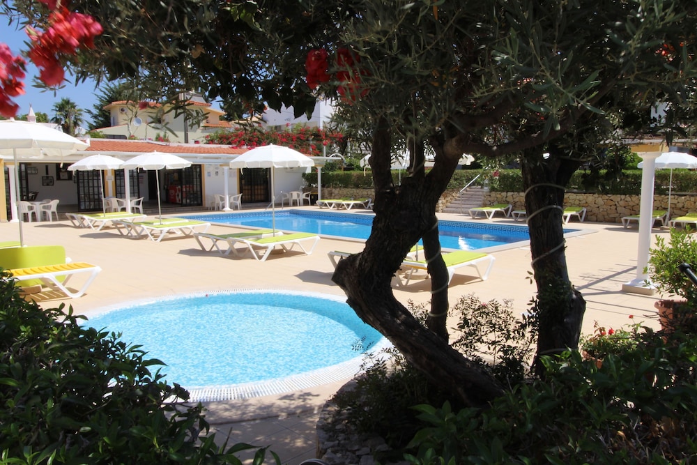 Muthu Balaia Sol — Swimming pool in Albufeira, Faro