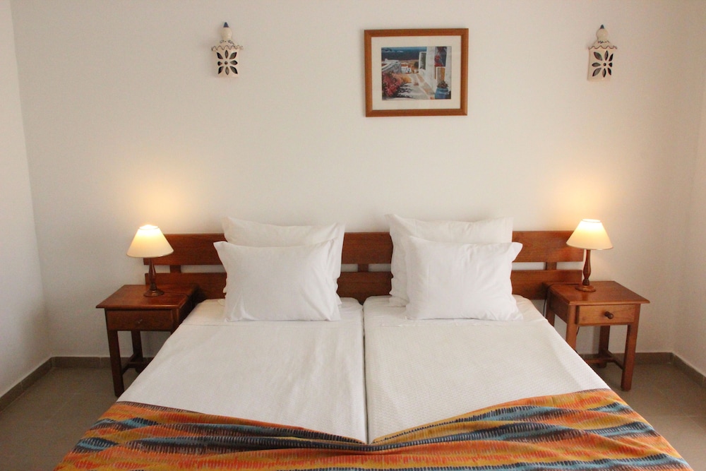 Muthu Balaia Sol — Hotel rooms in Albufeira, Faro