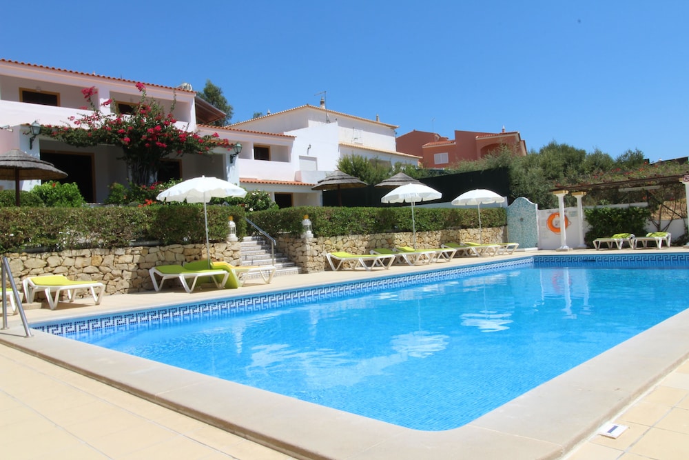 Muthu Balaia Sol — Swimming pool in Albufeira, Faro