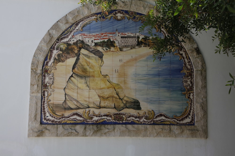 Muthu Balaia Sol — Attractions in the area in Albufeira, Faro