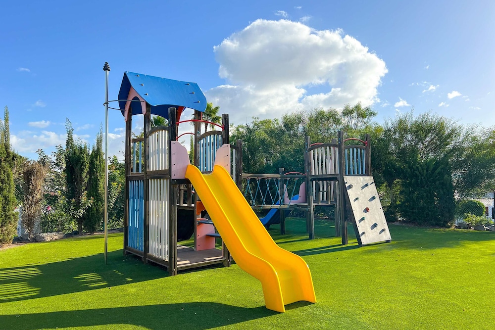 Bungalows Cordial Biarritz — Attractions for children in Playa del Ingles, Canary Islands