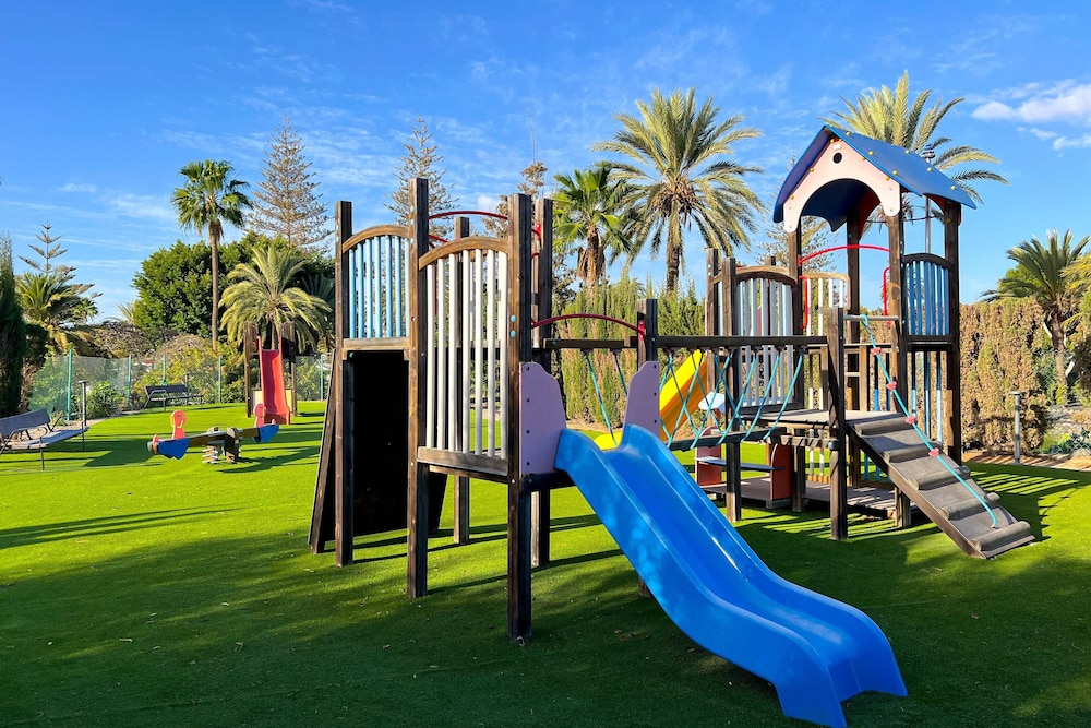 Bungalows Cordial Biarritz — Attractions for children in Playa del Ingles, Canary Islands