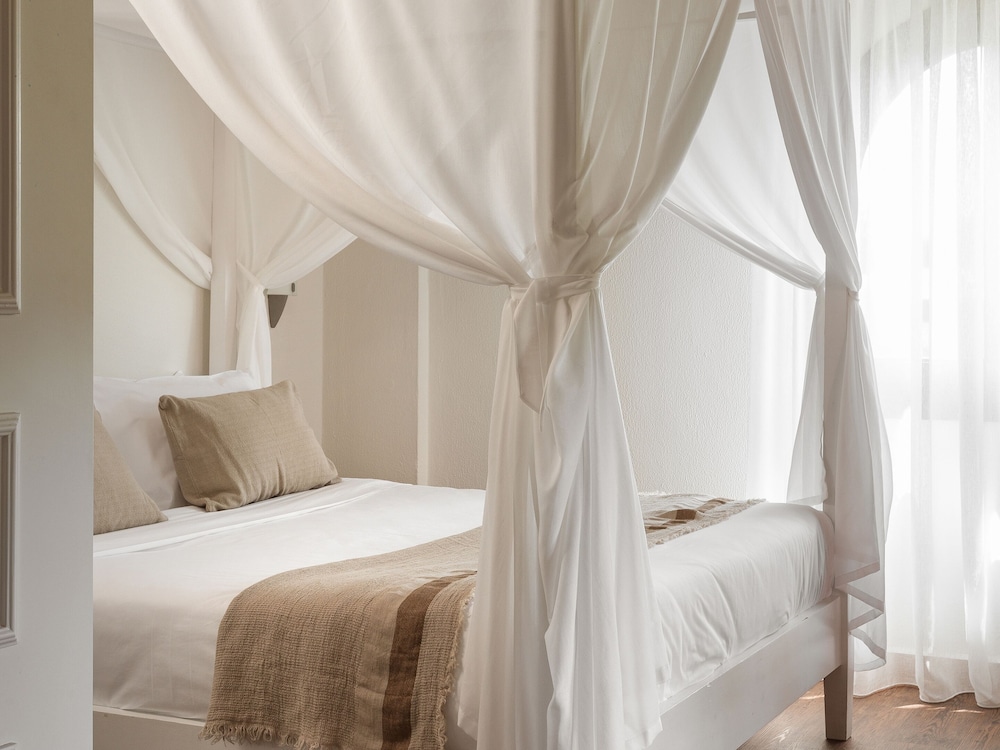 Grecotel LUX ME Costa Botanica — Rooms in Acharavi, Ionian Islands
