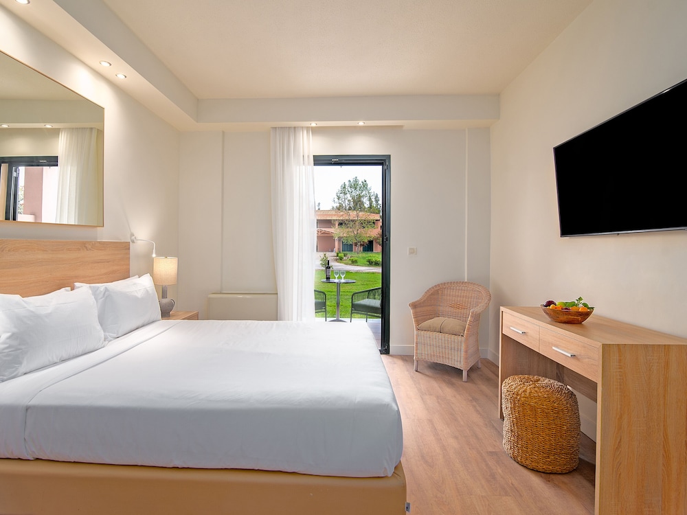 Grecotel LUX ME Costa Botanica — Rooms in Acharavi, Ionian Islands