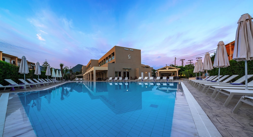 CNic Gemini Hotel — Swimming pool in Moraitika, Ionian Islands
