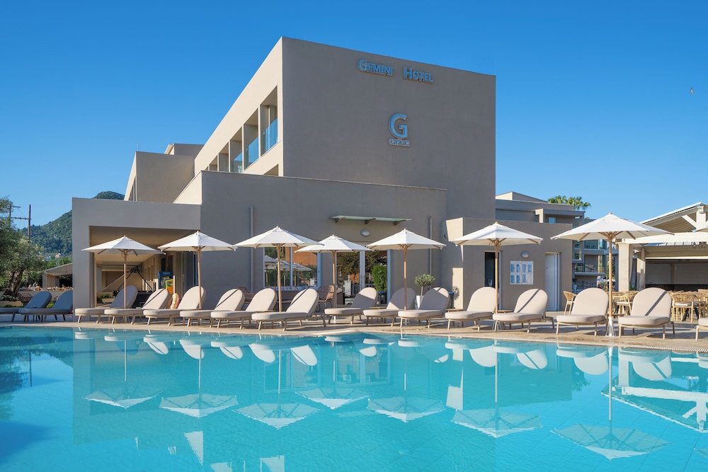 CNic Gemini Hotel — Swimming pool in Moraitika, Ionian Islands
