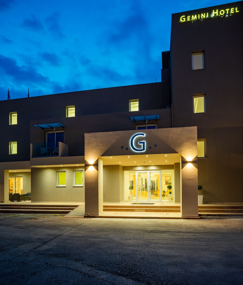 CNic Gemini Hotel — Hotel building in Moraitika, Ionian Islands