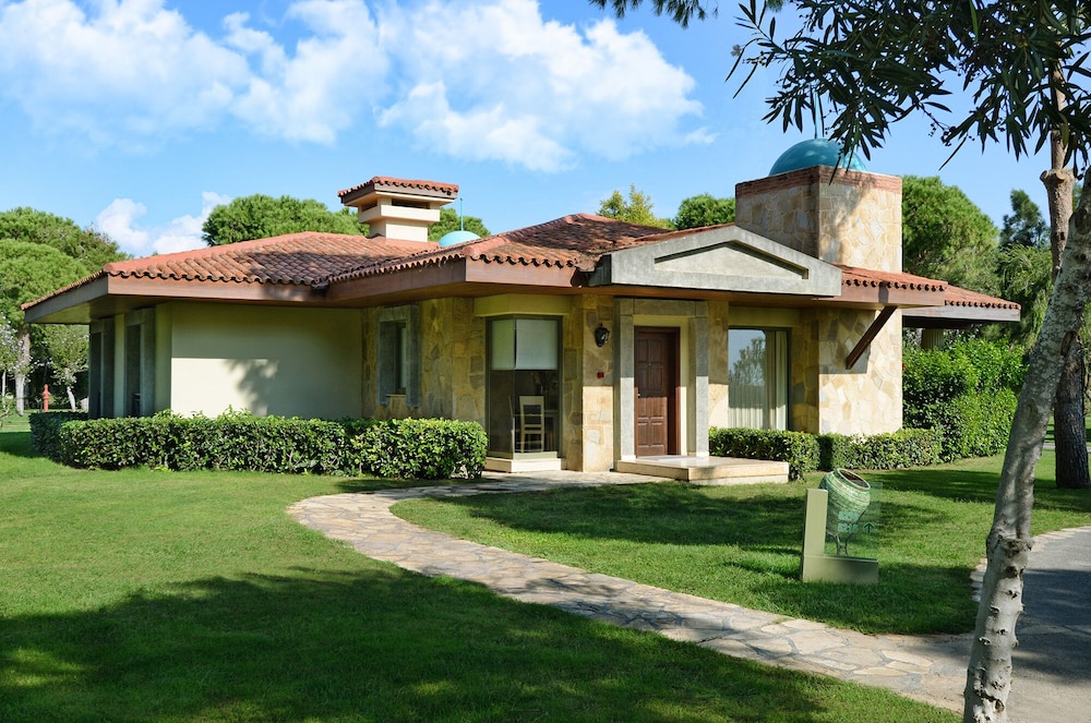 Gloria Golf Resort - All Inclusive — Rooms in Belek
