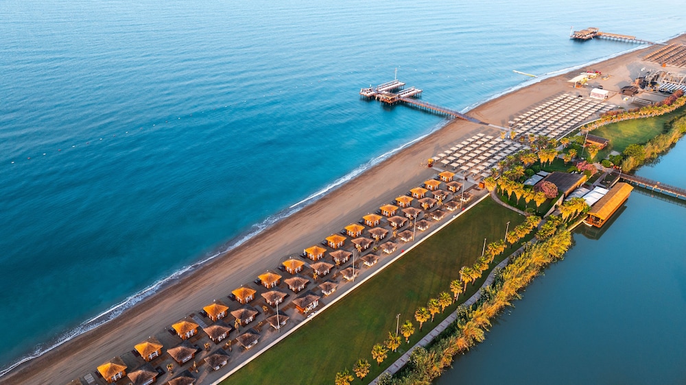Gloria Golf Resort - All Inclusive — Outdoor in Belek
