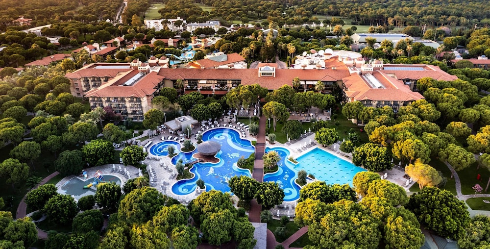 Gloria Golf Resort - All Inclusive — Outdoor in Belek