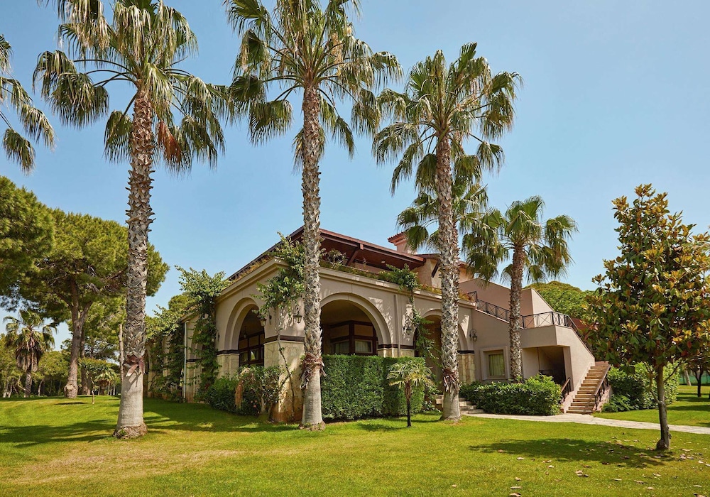 Gloria Serenity Resort - All Inclusive — Hotel building in Belek