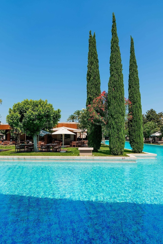 Gloria Serenity Resort - All Inclusive — Swimming pool in Belek