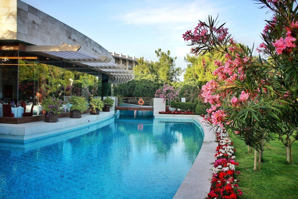 Gloria Serenity Resort - All Inclusive — Swimming pool in Belek