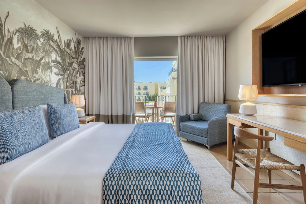 Domes Lake Algarve, Autograph Collection — Hotel rooms in Vilamoura, Faro