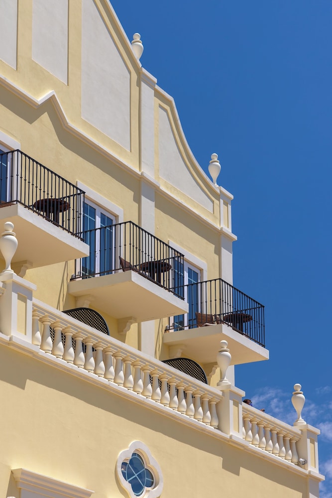 Domes Lake Algarve, Autograph Collection — Hotel building in Vilamoura, Faro