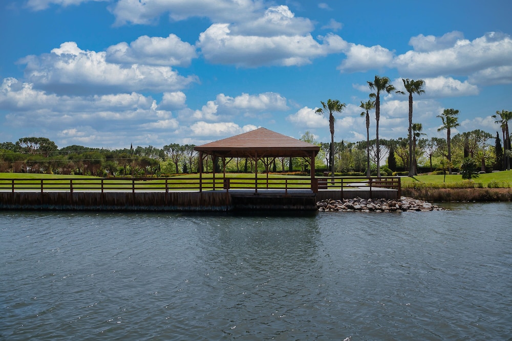Domes Lake Algarve, Autograph Collection — Attractions in the area in Vilamoura, Faro