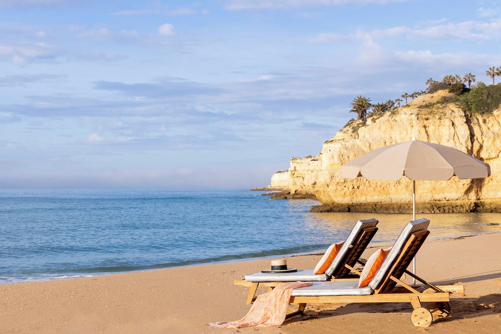 Vilalara Grand Hotel Algarve — Beach in Armação de Pêra, Faro