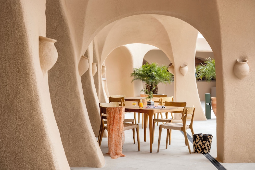 Vilalara Grand Hotel Algarve — Restaurant & bars in Armação de Pêra, Faro