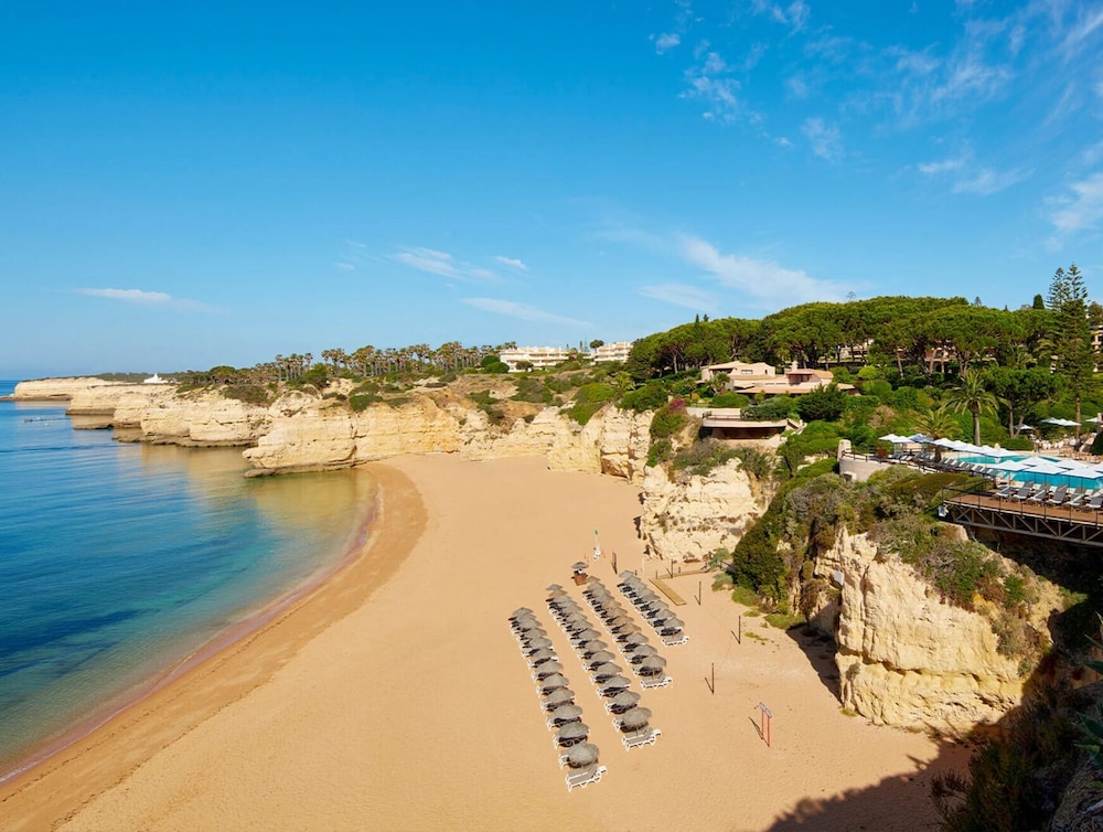 Vilalara Grand Hotel Algarve — Beach in Armação de Pêra, Faro