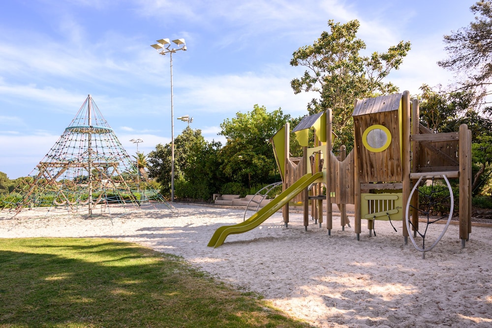 Vilalara Grand Hotel Algarve — Attractions for children in Armação de Pêra, Faro