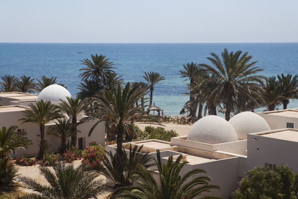 El Mouradi Djerba Menzel — Beach in Aghir, Medenine