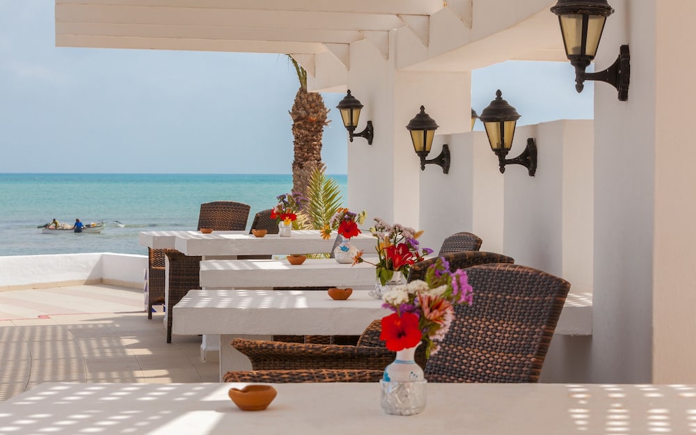 El Mouradi Djerba Menzel — Restaurant & bars in Aghir, Medenine