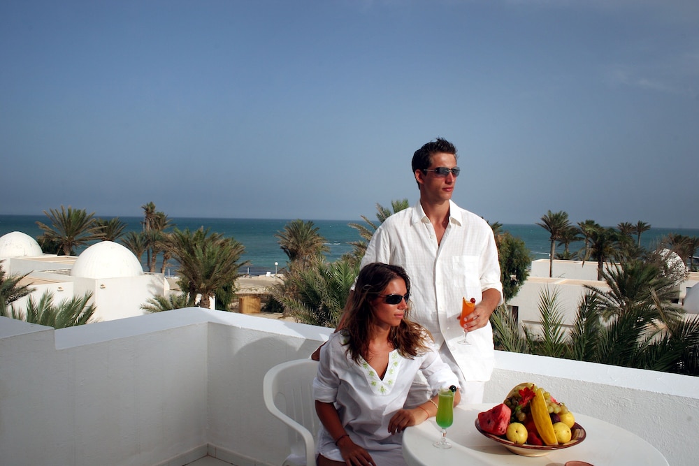 El Mouradi Djerba Menzel — Beach in Aghir, Medenine