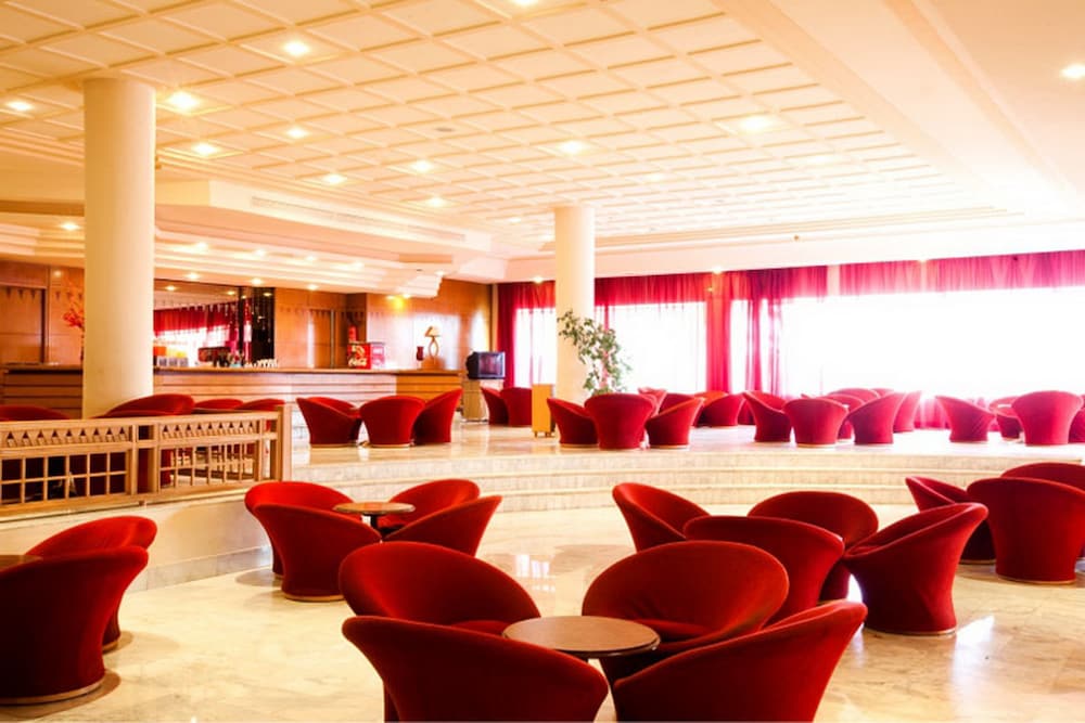 El Mouradi Djerba Menzel — Hotel building in Aghir, Medenine