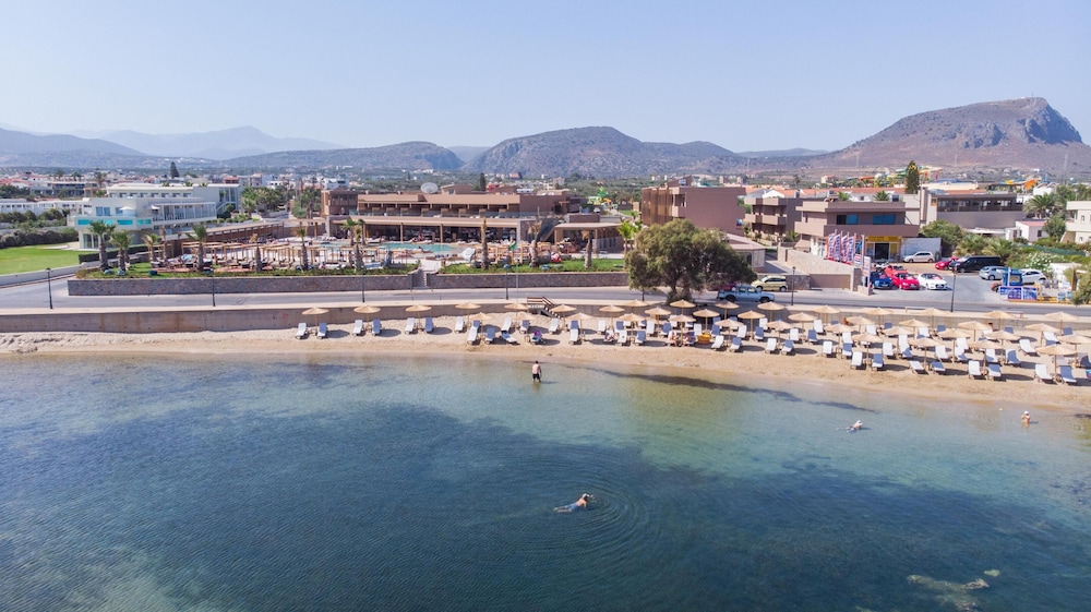 Senseana Sea Side Resort & Aquadventure - All Inclusive — Beach in Analipsi