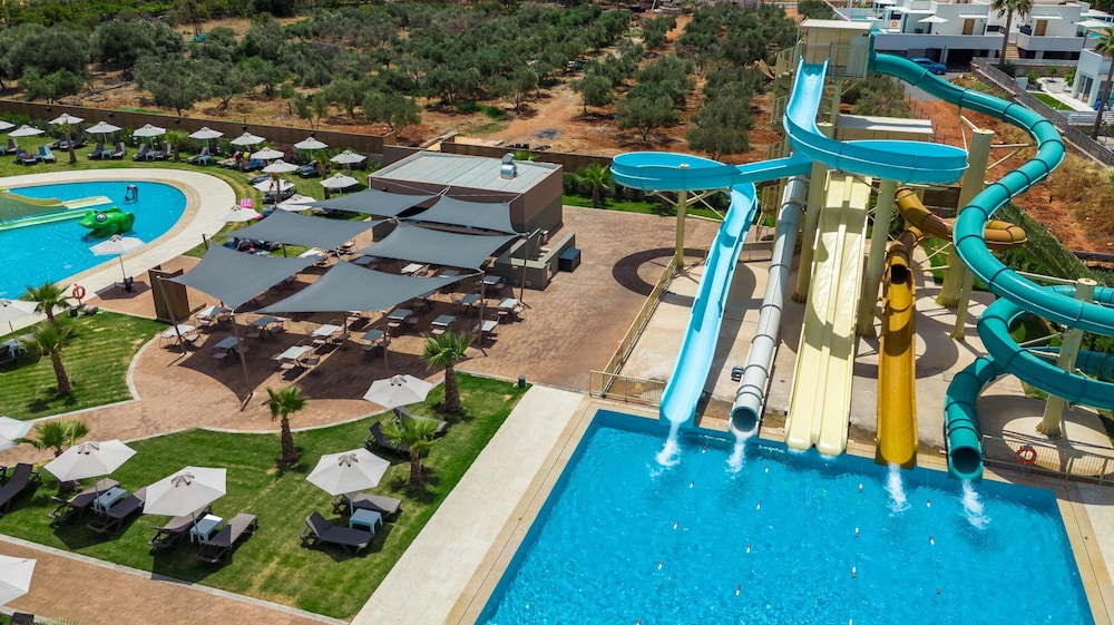 Senseana Sea Side Resort & Aquadventure - All Inclusive — Swimming pool in Analipsi