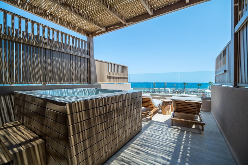 Senseana Sea Side Resort & Aquadventure - All Inclusive — Spa in Analipsi