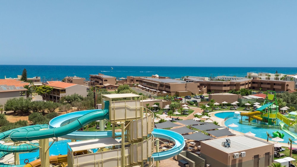 Senseana Sea Side Resort & Aquadventure - All Inclusive — Attractions for children in Analipsi