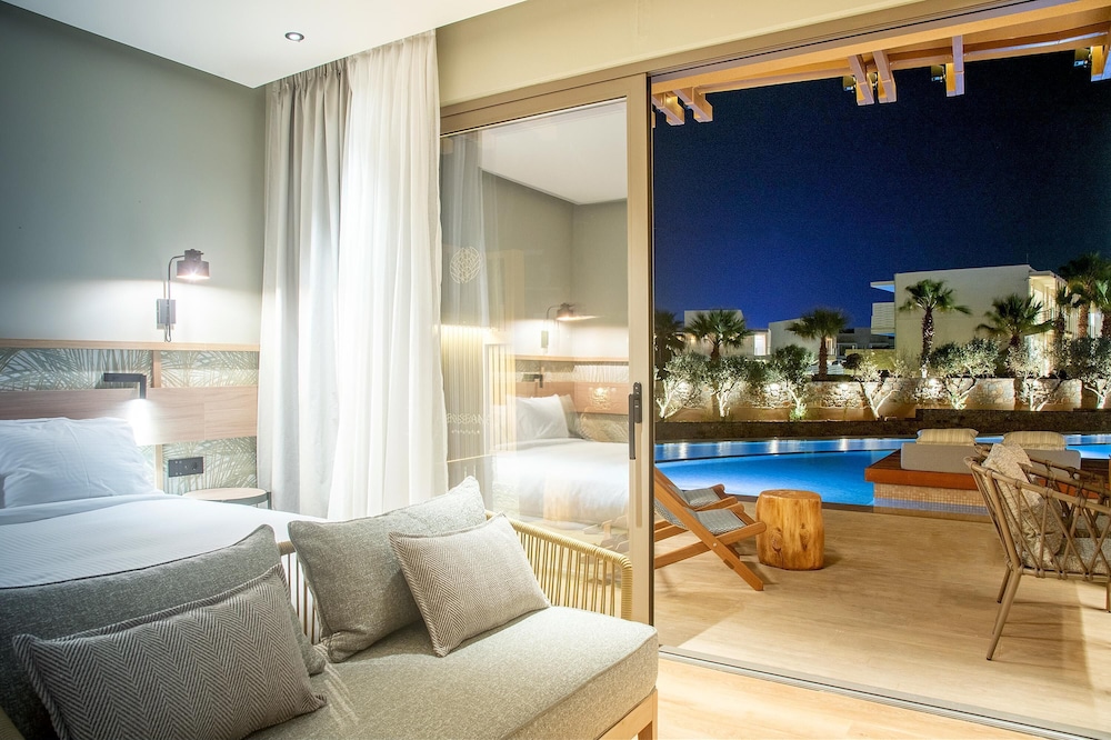 Senseana Sea Side Resort & Aquadventure - All Inclusive — Hotel rooms in Analipsi