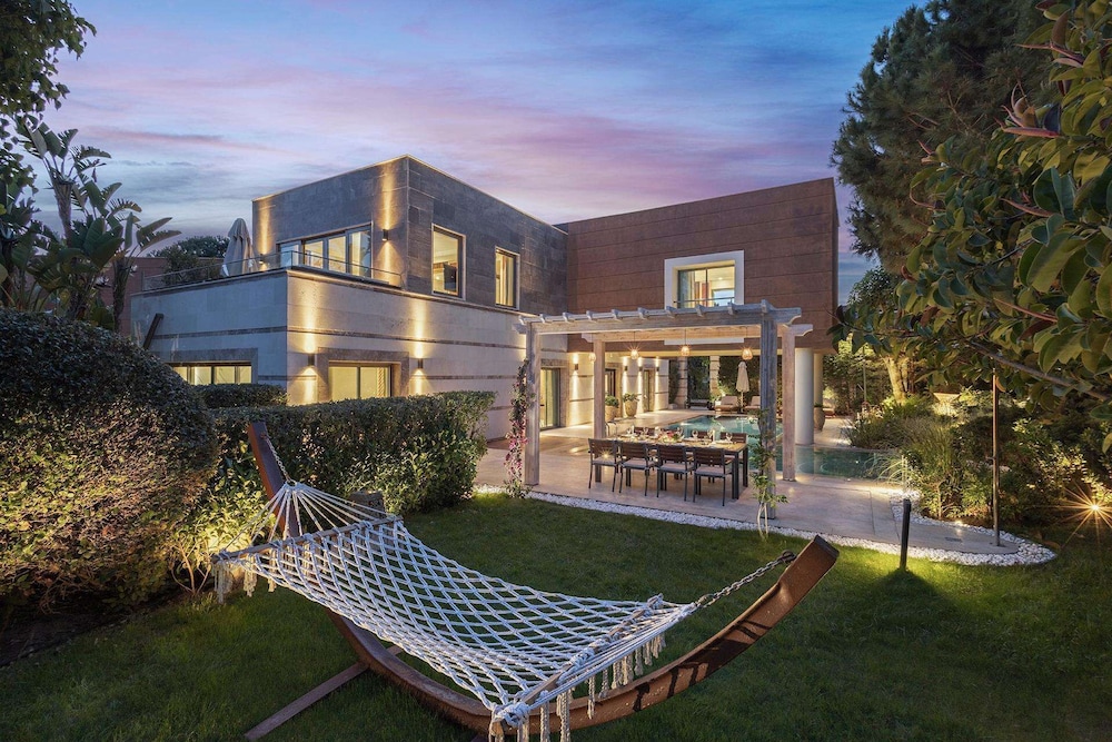 ELA Excellence Resort Belek — Hotel building in Belek
