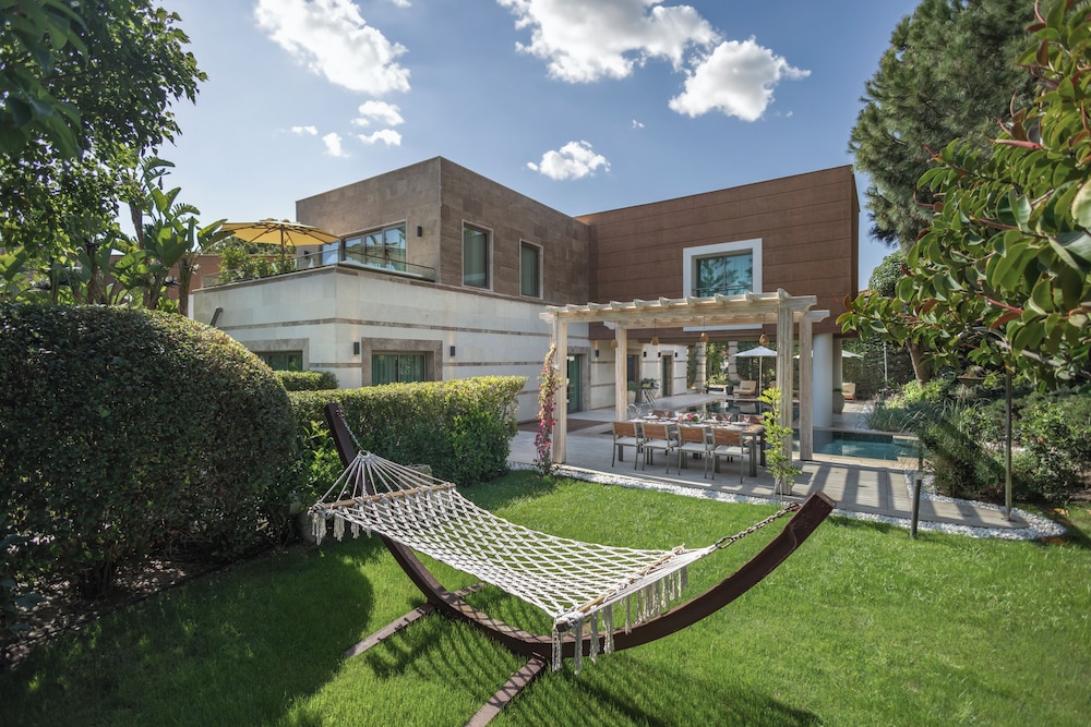 ELA Excellence Resort Belek — Hotel building in Belek