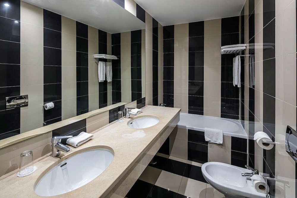 Belver Boa Vista Hotel & Spa - Adults Only — Hotel rooms in Albufeira, Faro